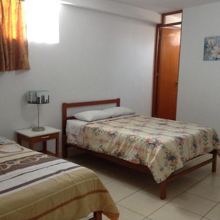 Hostal La Estancia Ика Экстерьер фото